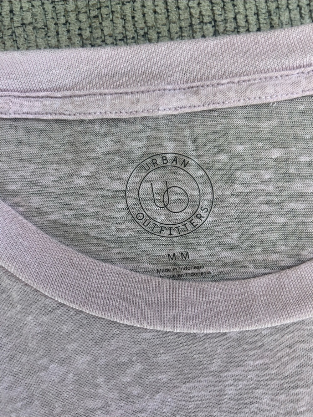 Urban Outfitters women’s Crewneck Tee - Light Lavender Gray